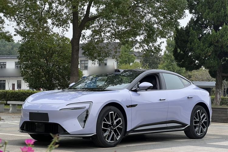 Used Avatr 06 2025 Max All-Electric Version