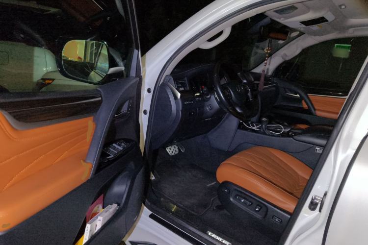 Used Lexus LX 2019 570 Peak Special Edition
