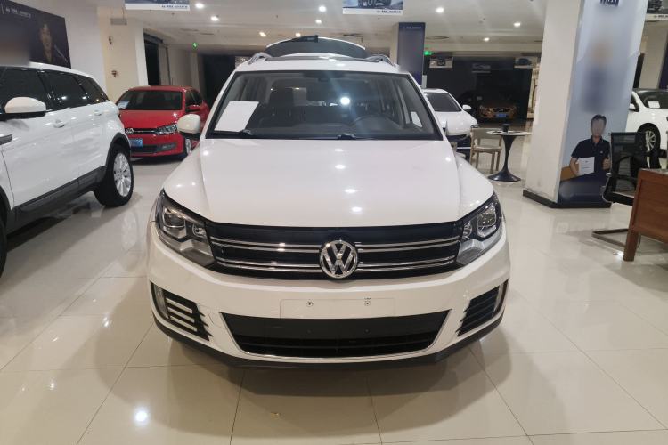 Used Volkswagen Tiguan L 2015 1.8TSI Automatic All-Wheel Drive Comfort Edition
