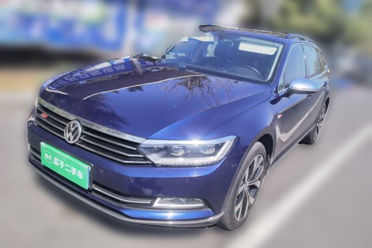 Used Volkswagen Variant 2018 380TSI Two-Wheel Drive Comfort Edition