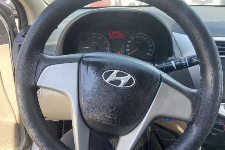 Used Hyundai Verna (older generation) 2014 1.4L Automatic Smart GLS