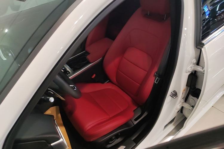 Used Jaguar XEL 2021 2.0T 250 PS R-DYNAMIC S Advanced Sport Edition Left Front Seat