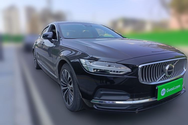 Used Volvo S90 2023 B5 Zhiyi Luxury Edition Front Right 45 Deg