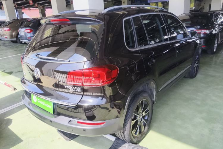 Used Volkswagen Tiguan 2016 300TSI Automatic Two-Wheel Drive Luxury Edition Rear Right 45 Deg