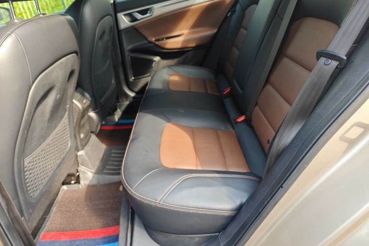 Used Geely Auto Emgrand GL 2017 1.3T DCT Luxury Model Left Rear Seat