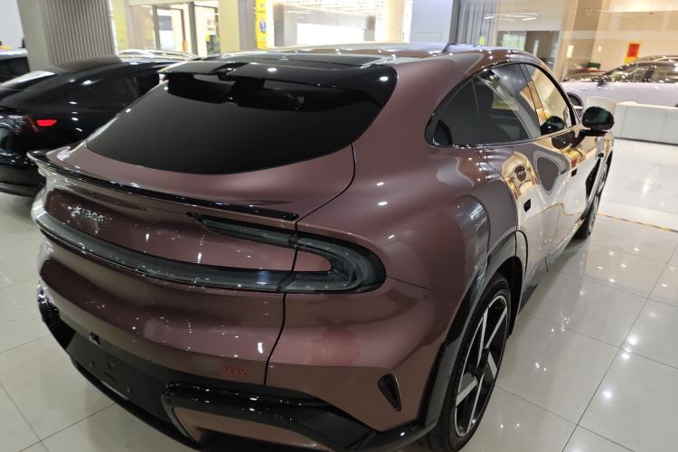 Used Xiaomi Auto YU7 2025 Ultra-Long Range High-Performance All-Wheel-Drive Max Edition