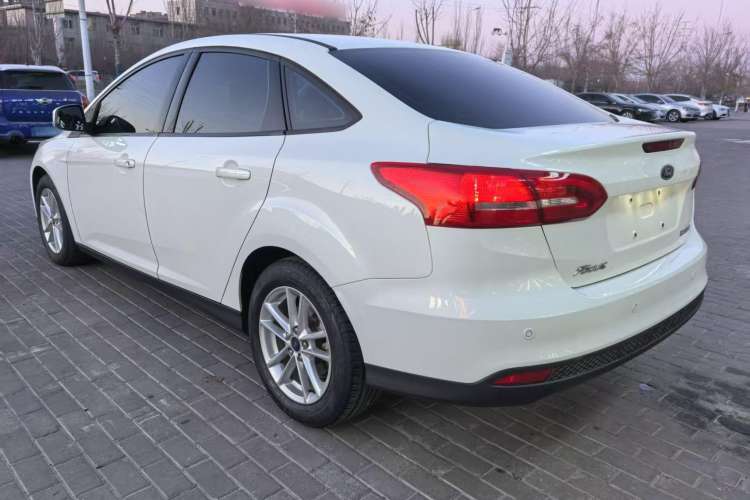 Used Ford Focus 2015 Sedan 1.6L Automatic Trend Model