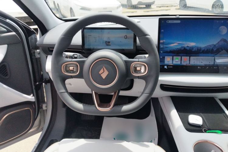 Used Baojun Enjoy 2025 Plug-in Hybrid 140km Standard Version