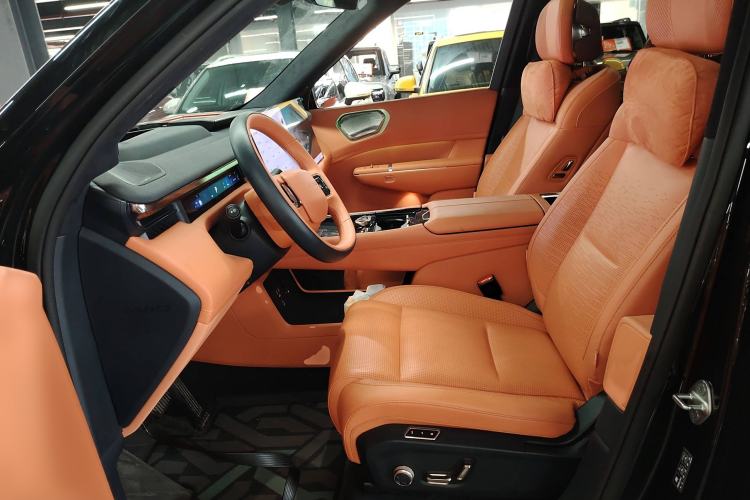 Used Lynk & Co 900 2025 1.5T Ultra