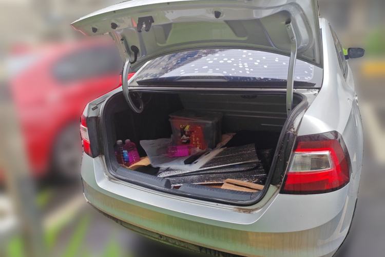 Used Skoda Rapid 2018 1.6L Manual Comfort Edition Trunk