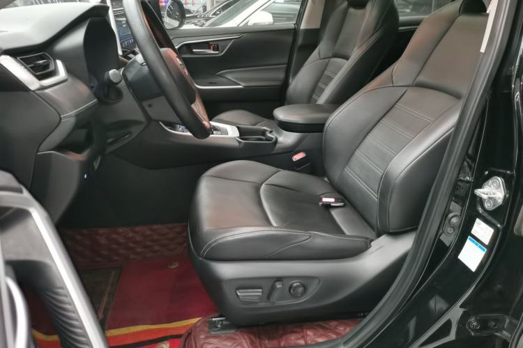 Used Toyota Wildlander 2020 Dual-Motor 2.5L E-CVT Four-Wheel Drive Luxury Edition
