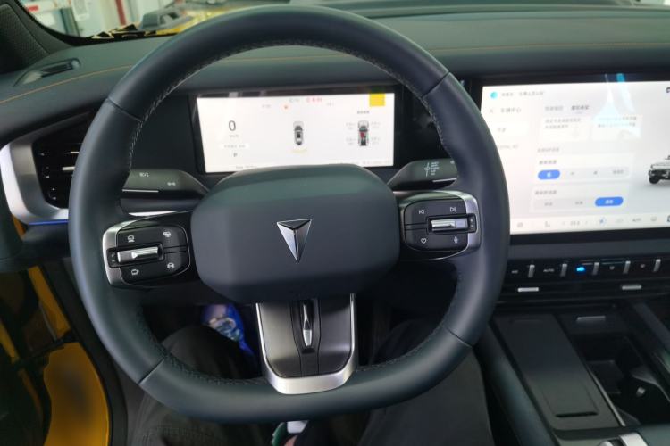 Used Deepal G318 2025 Worry-Free Adventure Edition Four-Wheel Drive Secret Realm Version
