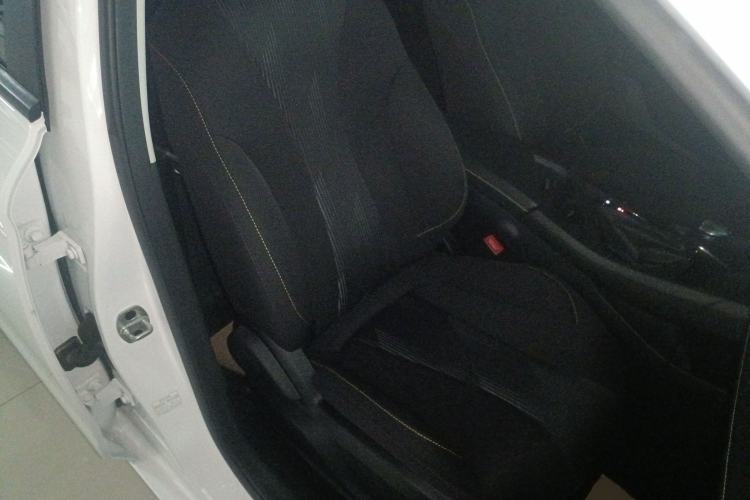 Used Roewe i5 2021 1.5L CVT Platinum Edition Right Front Seat