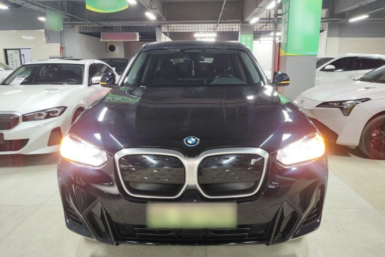 Used BMW iX3 2023 Leading Model