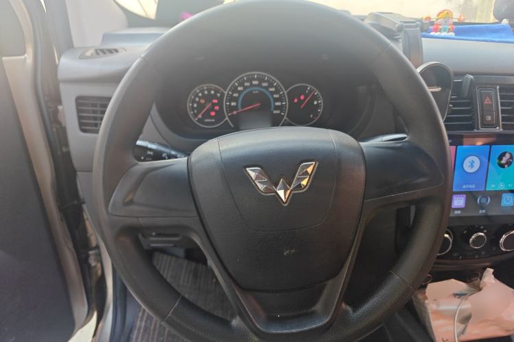 Used Wuling Rongguang V 2016 1.5L Standard Version Steering Wheel