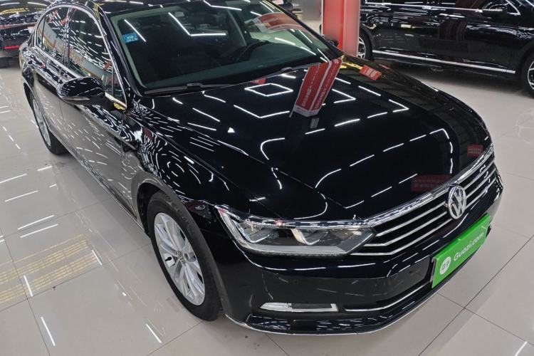 Used Volkswagen Magotan 2017 330TSI DSG Luxury Model Exterior 1