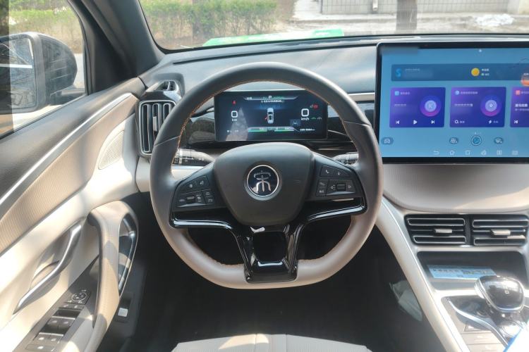 Used BYD Song Pro New Energy 2024 HONOR Edition DM-i 110KM Excellence Model Steering Wheel