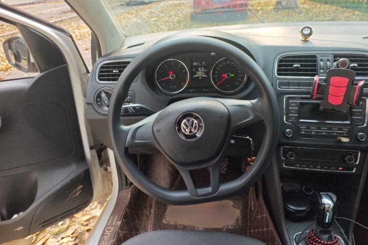 Used Volkswagen Polo 2014 1.4L Automatic Comfort Edition