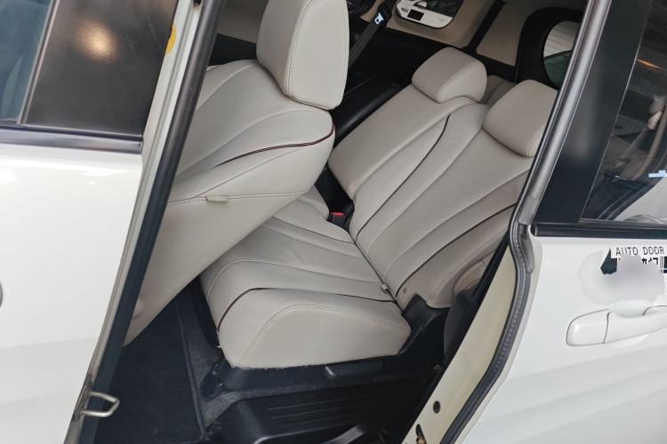 Used Mazda Mazda 5 2013 2.0L Automatic Luxury Edition