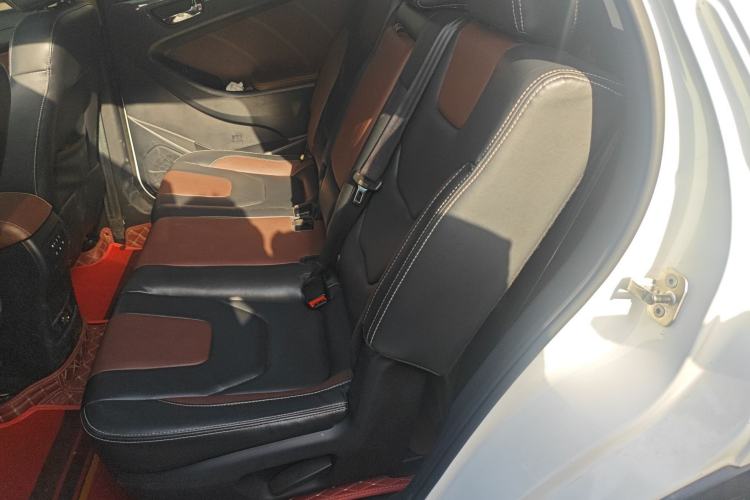 Used Dongfeng Fengon 580 2017 1.5T Manual Luxury Model
