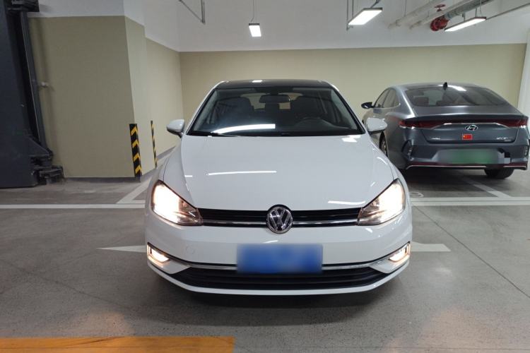 Used Volkswagen Golf 2018 230TSI Automatic Luxury Version