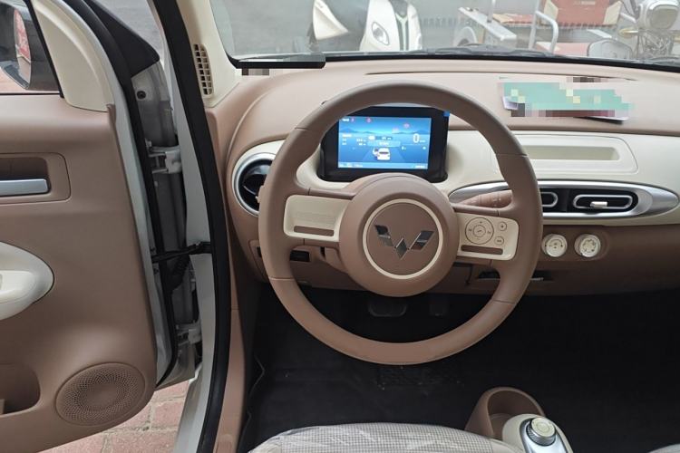 Used Wuling Hongguang MINIEV 2025 Four-Door Version Advanced Edition Steering Wheel