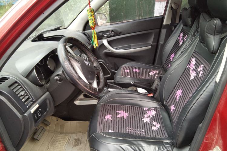 Used Changan CS35 2014 1.6L Automatic Luxury Model China IV Standard