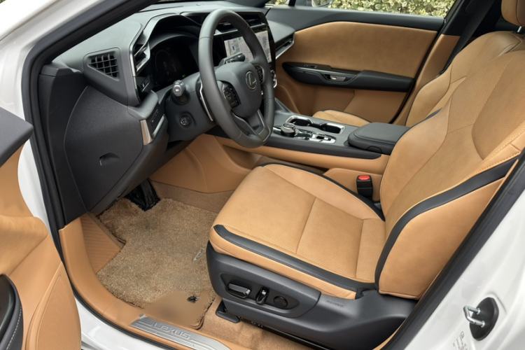 Used Lexus RZ 2023 450e All-Wheel Drive Luxury Edition
