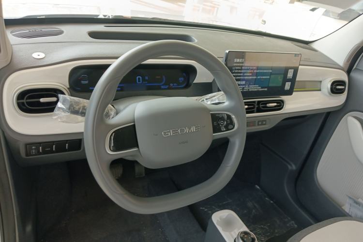Used Geely Galaxy Panda 2025 210 km – Yuanqi Bear Steering Wheel