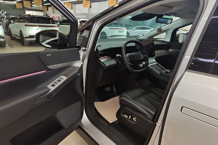 Used XPeng X9 2024 640 All-Wheel Drive High-Performance Max