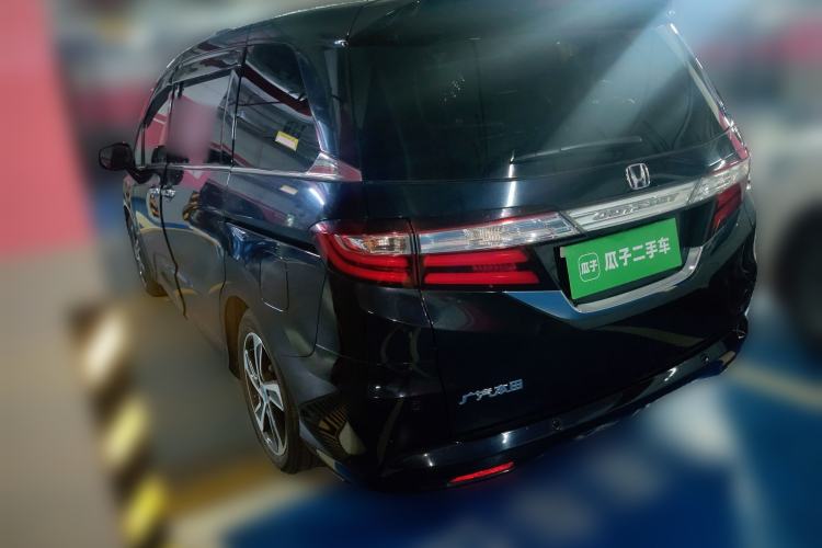 Used Honda Odyssey 2015 Updated Version 2.4L Smart Edition