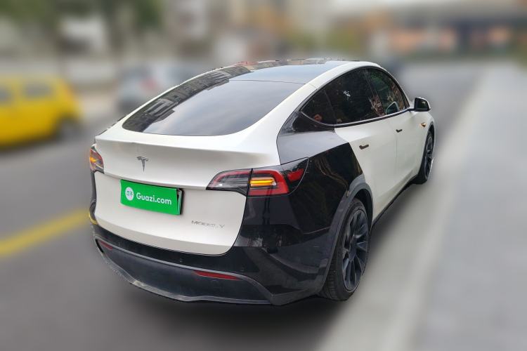 Used Tesla Model Y 2022 Rear-Wheel-Drive Version
