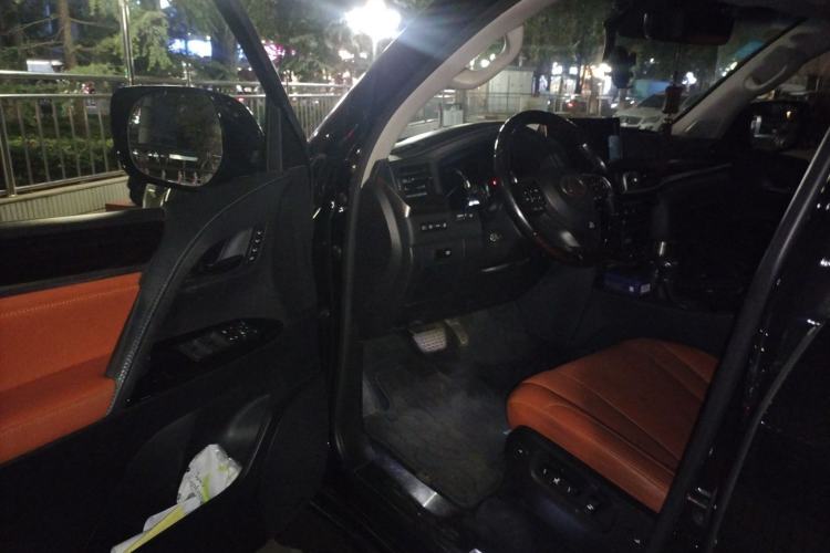 Used Lexus LX 2017 570 Prestige Luxury Edition
