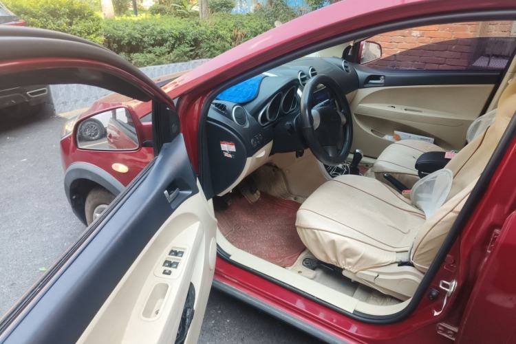 Used Haima Qubit 2013 1.3L Manual Cool Edition