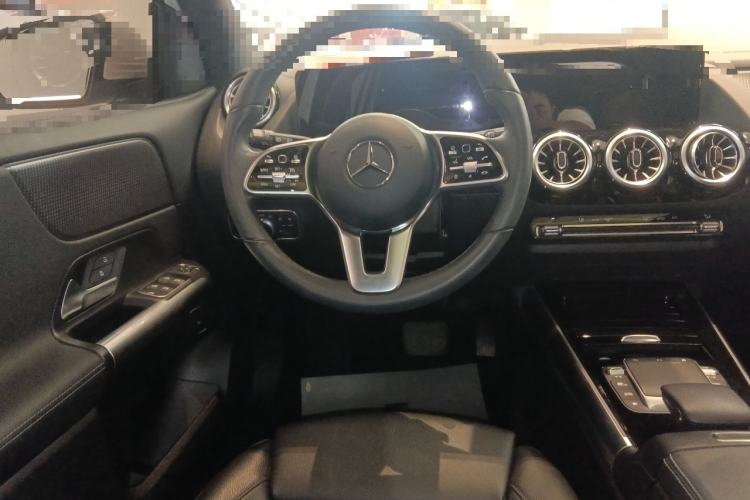Used Mercedes-Benz GLA 2022 Facelifted GLA 200 Steering Wheel
