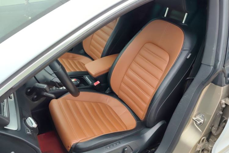 Used Volkswagen FAW-Volkswagen CC 2015 1.8TSI Luxury Model