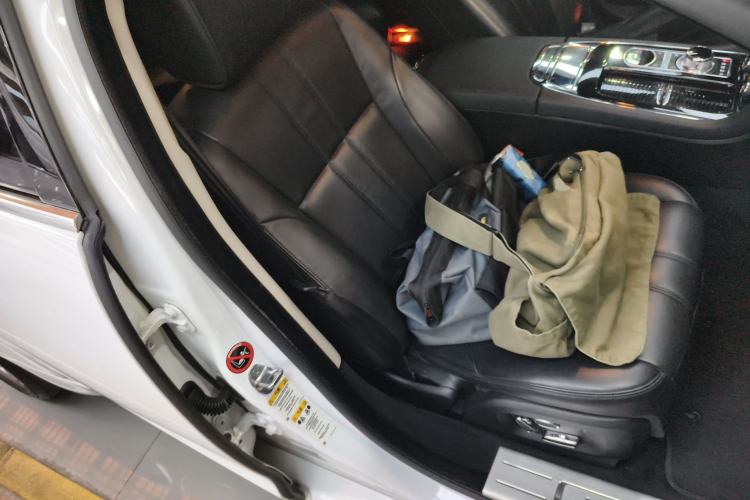 Used Jaguar XJ 2015 XJL 3.0 SC Two-Wheel-Drive Panoramic Business Edition
