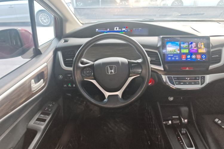 Used Honda Jade 2017 1.8L automatic Comfort version 5 seats