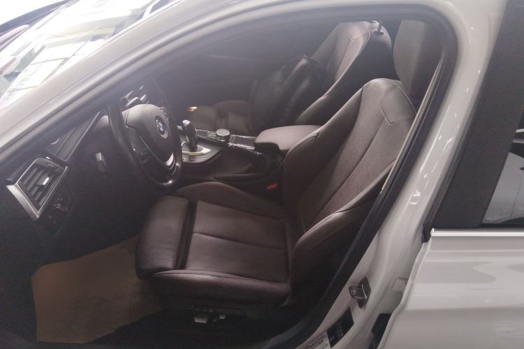 Used BMW 3 Series 2019 320Li Fashion Model Left Front Seat