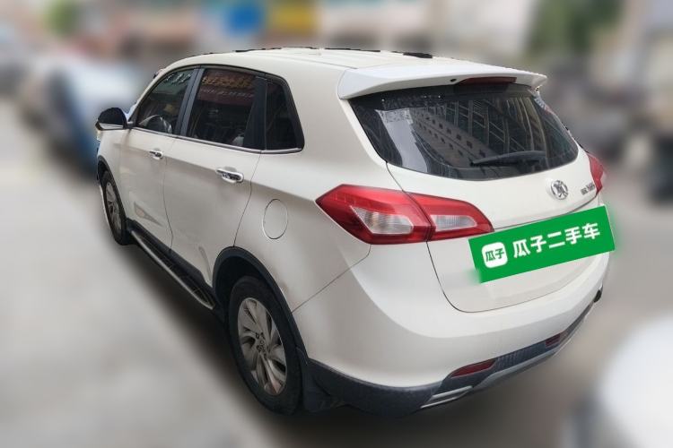 Used BAIC Senova X65 2015 2.0T manual Comfort trim level

