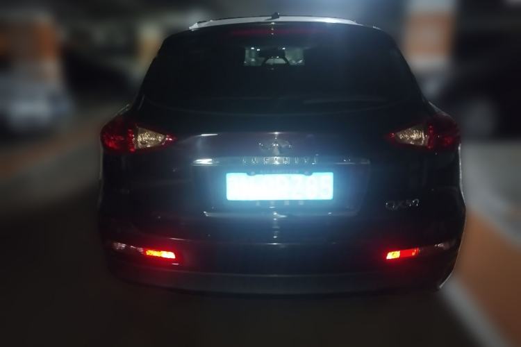 Used Infiniti QX50 2013 2.5L Two-Wheel-Drive Elegant Edition Rear