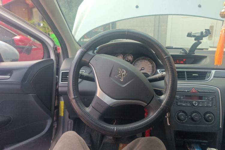 Used Peugeot 308 2014 Enjoy Edition Classic 1.6L Manual YouShang Model
