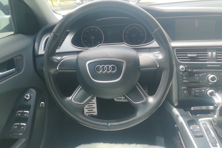Used Audi A4L 2015 30 TFSI Automatic Comfort Model
