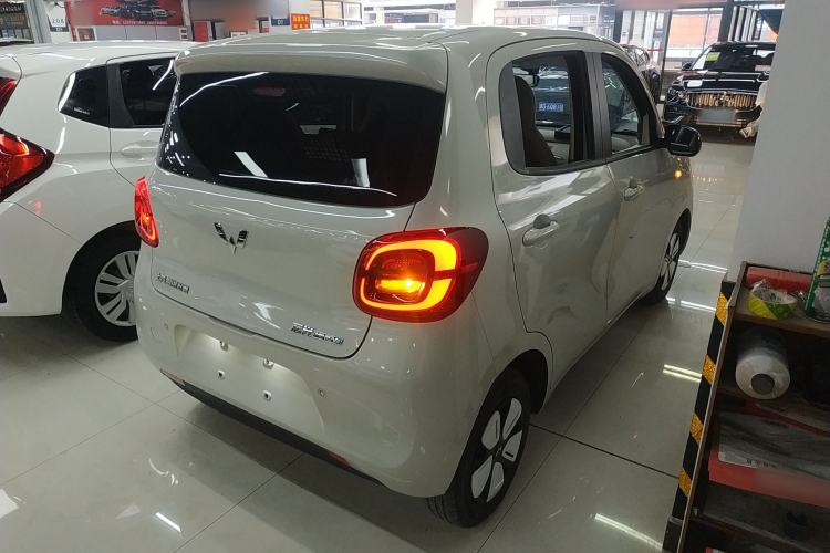 Used Wuling Hongguang MINIEV 2025 Four-Door Version Advanced Edition
