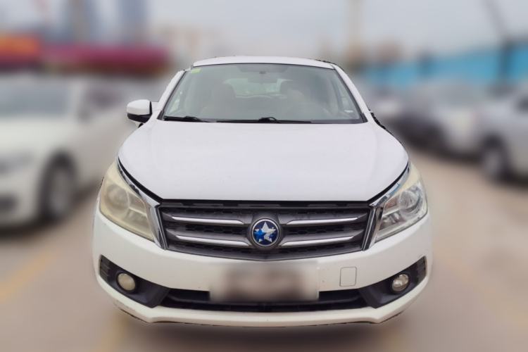 Used Venucia T70 2015 1.6L Manual Ruixing Edition Front