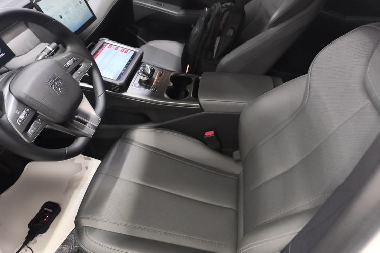 Used BYD Qin PLUS 2025 DM-i Smart Drive 55KM Leading Model Left Front Seat