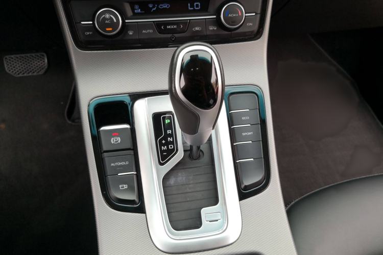 Used Geely Auto Emgrand GL 2018 1.8L DCT Elite Smart Connectivity Version
