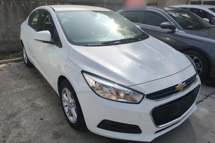 Used Chevrolet Cruze 2015 1.5L Manual Fashion Edition Exterior 1