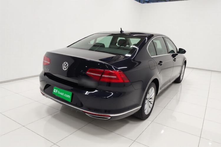 Used Volkswagen Magotan 2019 330TSI DSG Leading Model China VI Standard Rear Right 45 Deg