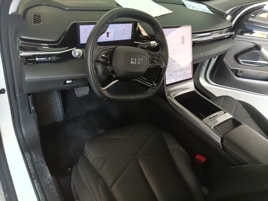 Geely Galaxy L6 2024 60km PLUS Dragon Edition — снимка 12
